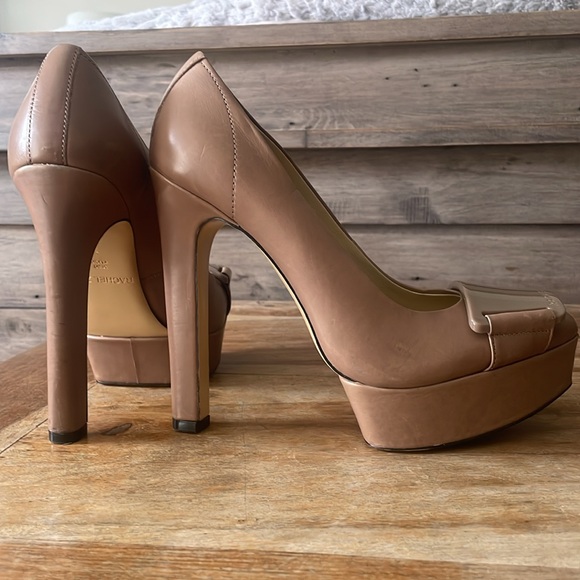 Rachael Zoe 5 inch platform taupe heels - Picture 6 of 6
